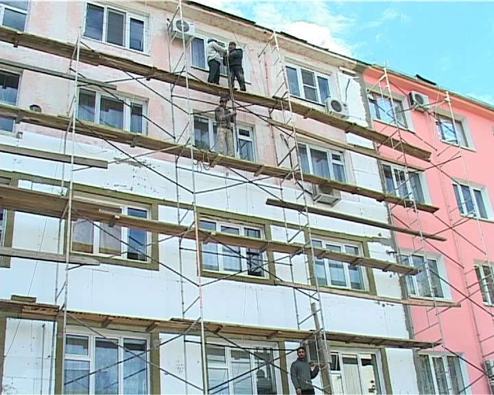 Ремонт многоквартирного дома. Слайд 3